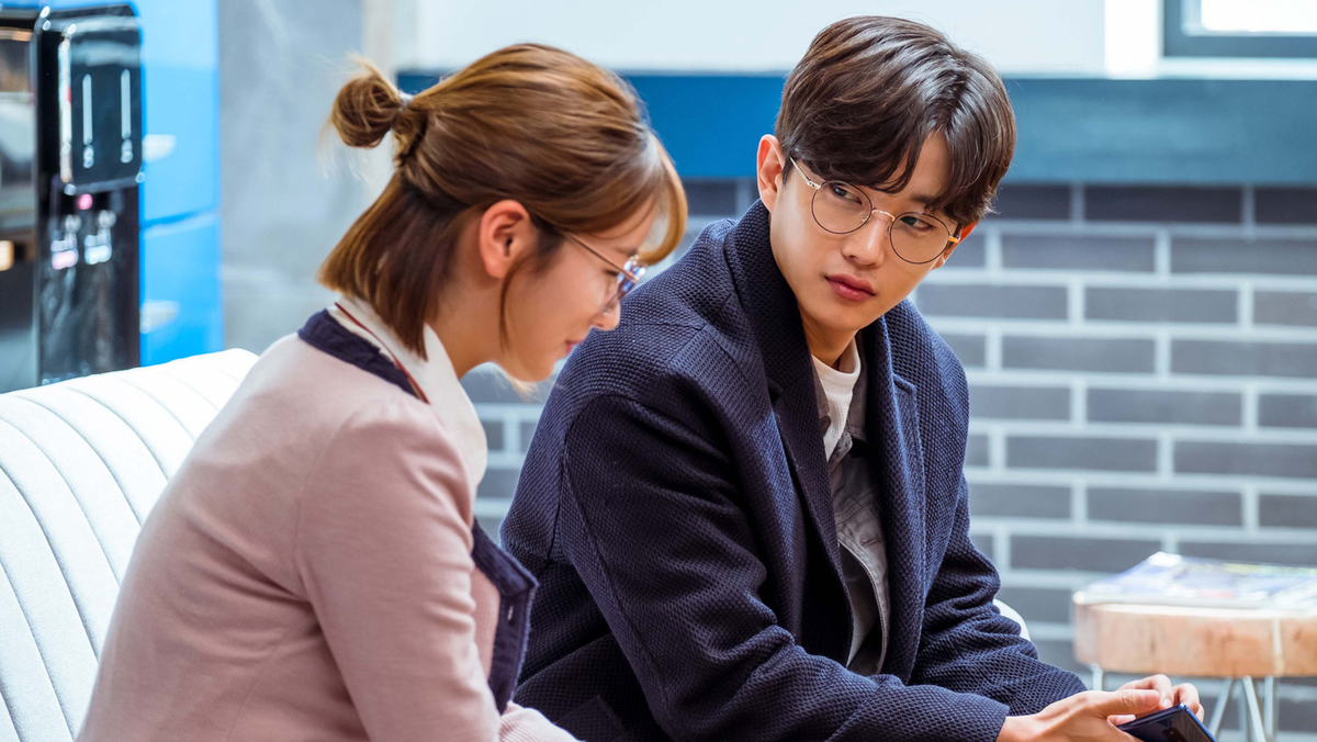 Дорама "Наша первая жизнь" 2017