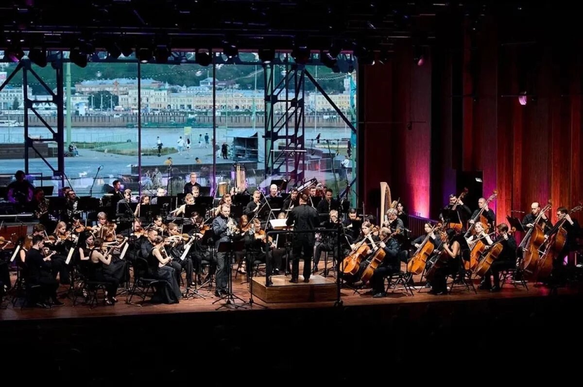    Фестиваль откроет оркестр La Voce Strumentale под управлением Дмитрия Синьковского.