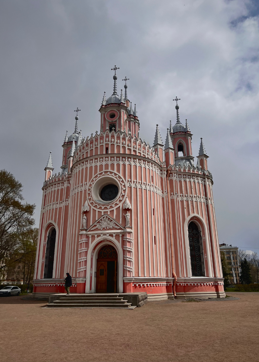 Церковь Рождества святого Иоанна Предтечи "Чесменская" в Санкт-Петербурге. Фото автора.