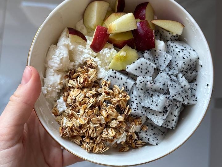 Овсянка быстрой варки: вред или удобный вариант для завтрака?