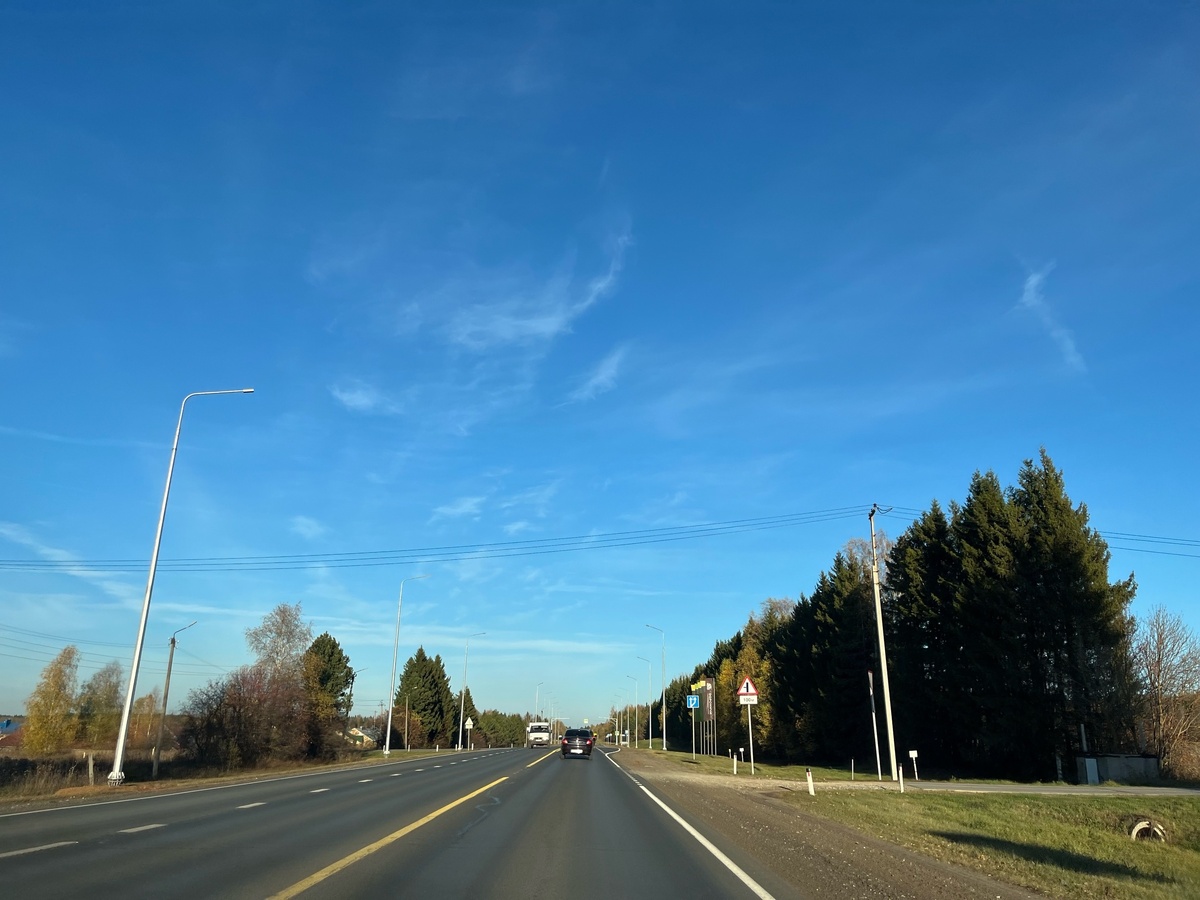    Туристы проезжают это райское место - и зря: город на М4-Дон, где стоит побывать хотя бы однажды