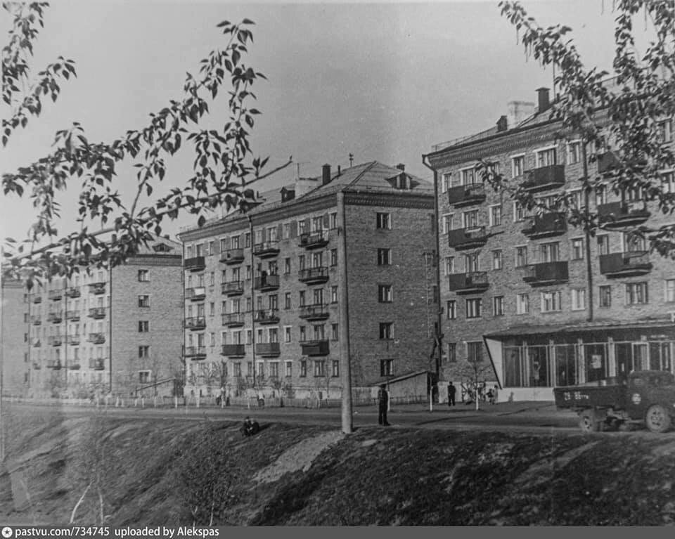 ул. Портовая, знаменитый магазин Ракета