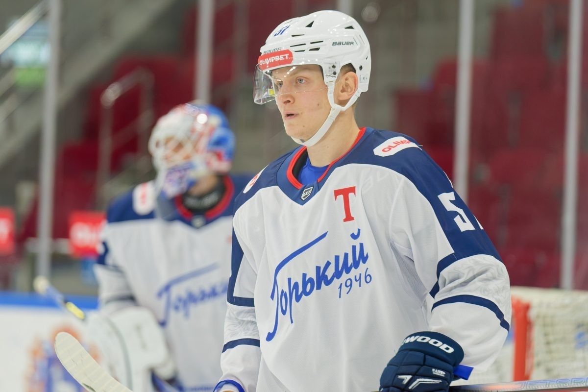    Антон Косолапов поразил ворота соперников в двух матчах подряд