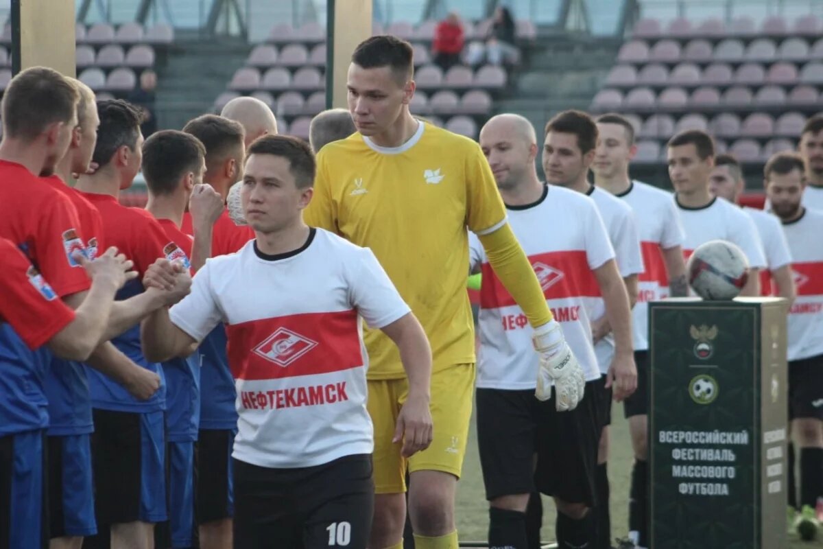    Нефтекамский «Спартак» отлично провел первый день турнира в Екатеринбурге