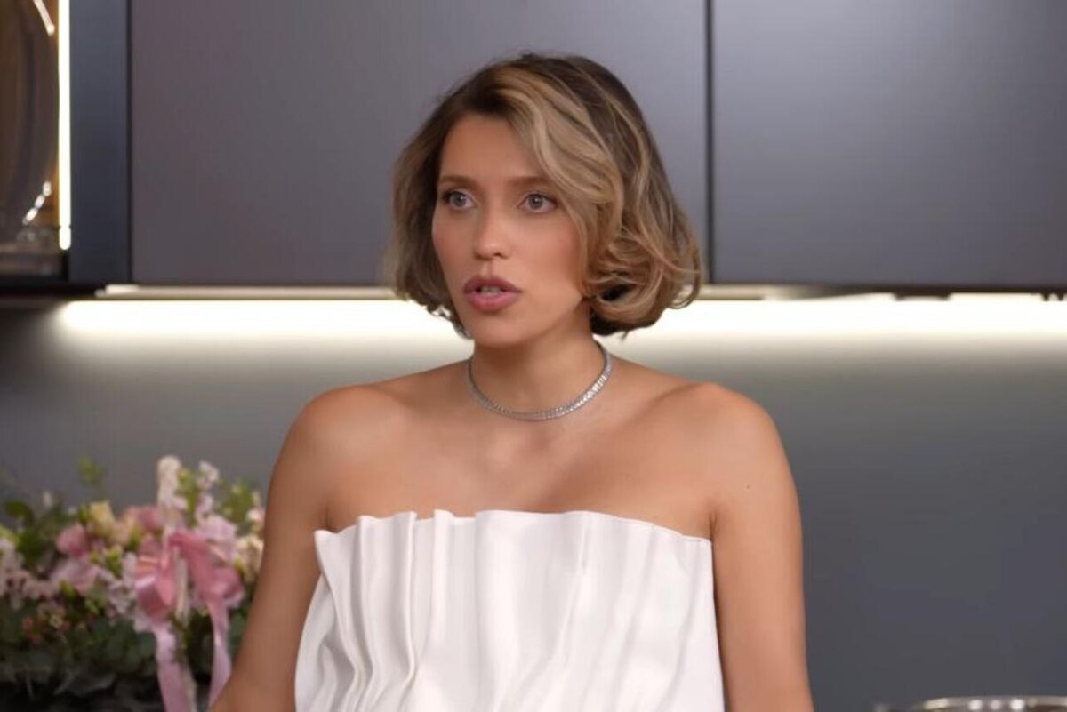    Регина Тодоренко кадр YouTube