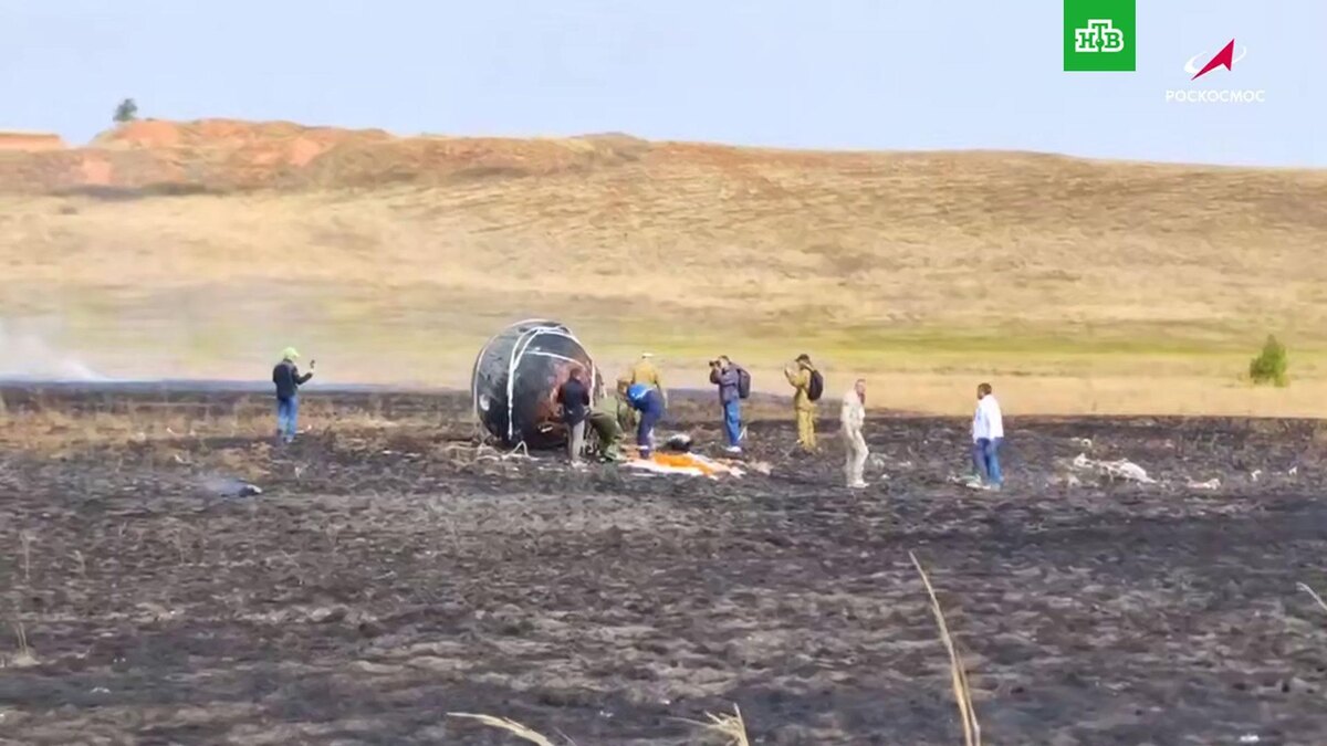    Спускаемый аппарат    «Бион-М»    с мышами и мухами приземлился в степях Оренбуржья