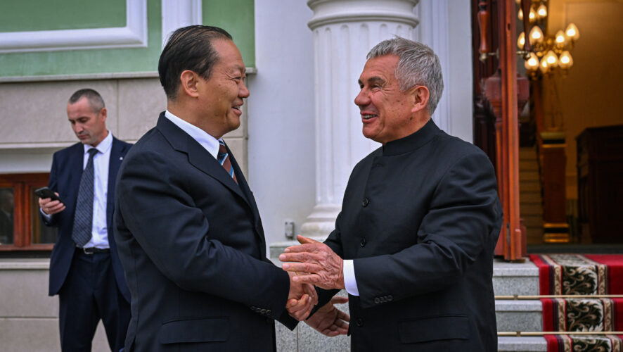    пресс-служба раиса