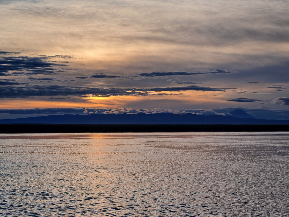 Низовья реки Большая - именно сюда заходит лосось из моря на нерест