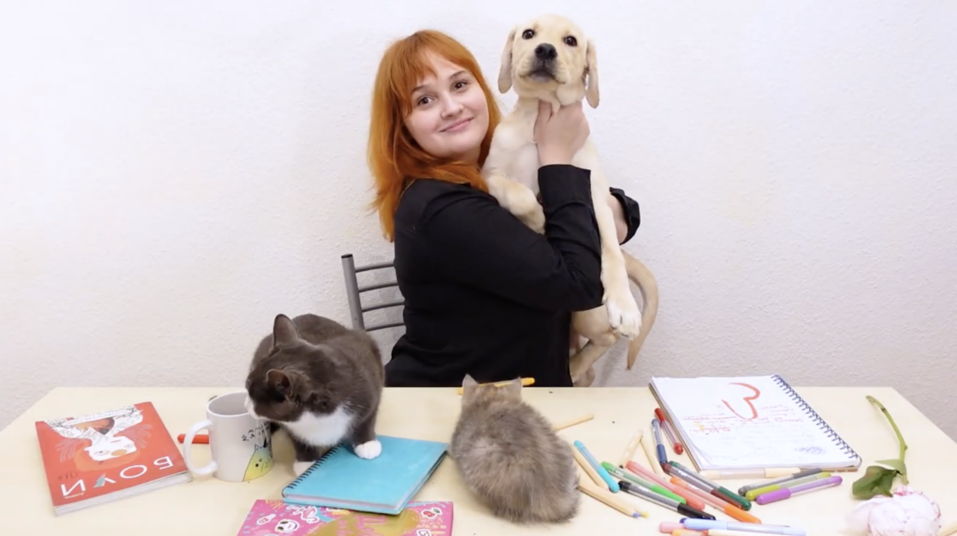 Татьяна Щукина с любимыми питомцами. Даже они появились в её жизни из-за лжи Богачёвой, это был способ ещё сильнее эмоционально привязать девушку.