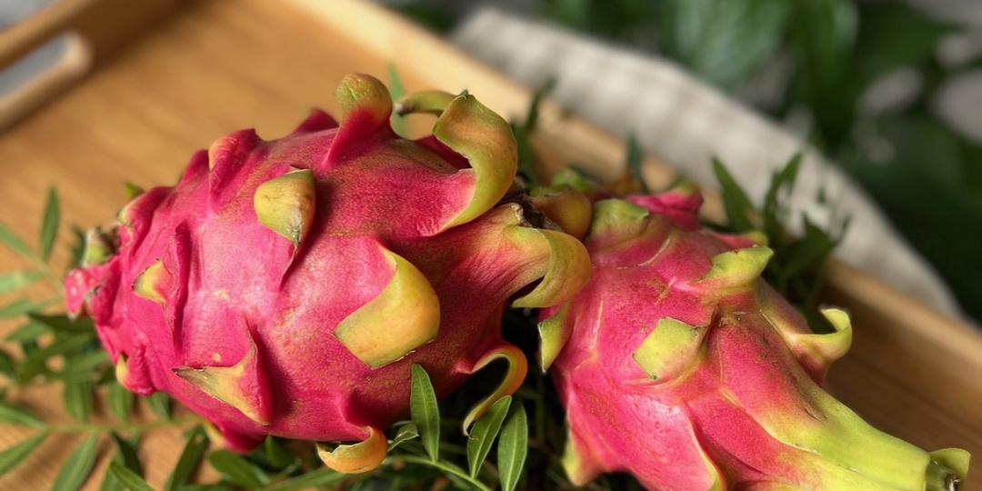 Как правильно есть драконий фрукт?