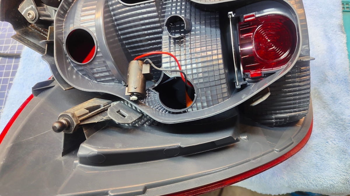 Фонарь BMW 1 серии