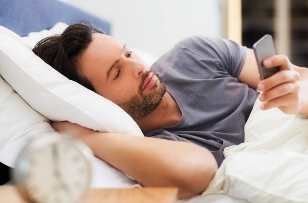 Что получает мозг? Дозу кортизола — гормона стресса.