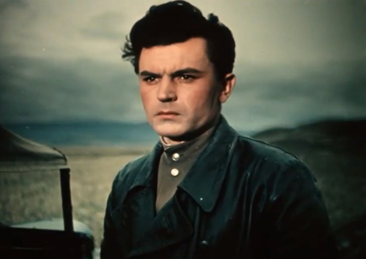 Кадр из кинофильма "Кавалер Золотой Звезды", 1950 г., режиссер Юлий Райзман, сценарист Борис Чирсков, композитор Тихон Хренников (скриншот) 