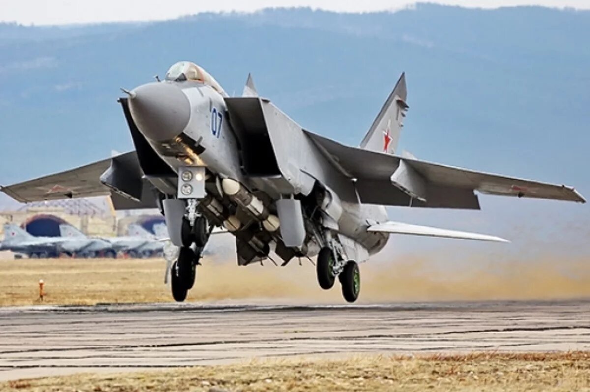    МО РФ: российские МиГ-31 не нарушали воздушное пространство Эстонии