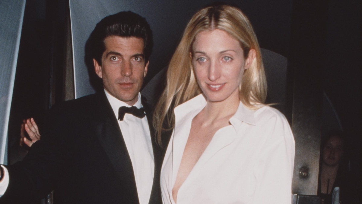    Джона Кеннеди-младший и Кэролин Бессет. Фото: Getty Images