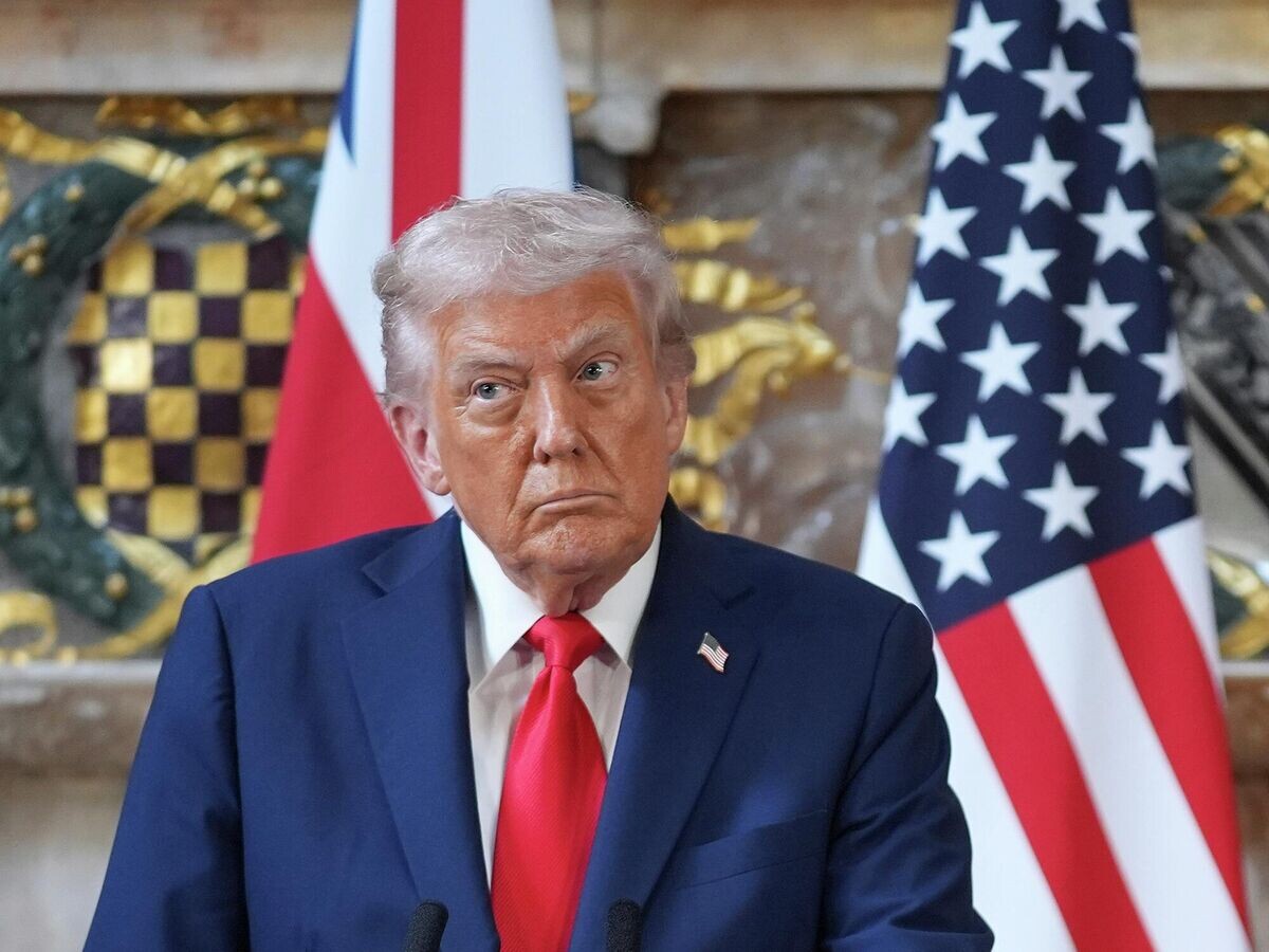    Дональд Трамп во время пресс-конференции с Киром Стармером© AP Photo / Evan Vucci