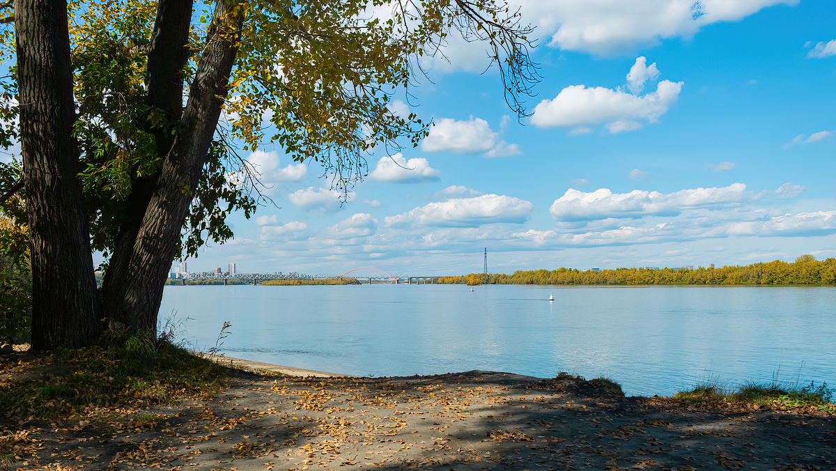 Река Обь. Новосибирск. Фотография - www.openmainphoto.ru