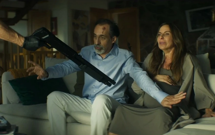 Листайте кадры.