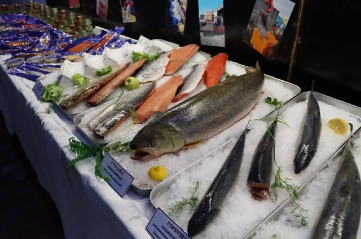    Демешин обсудил с предприятиями Охотского округа развитие рыбной отрасли