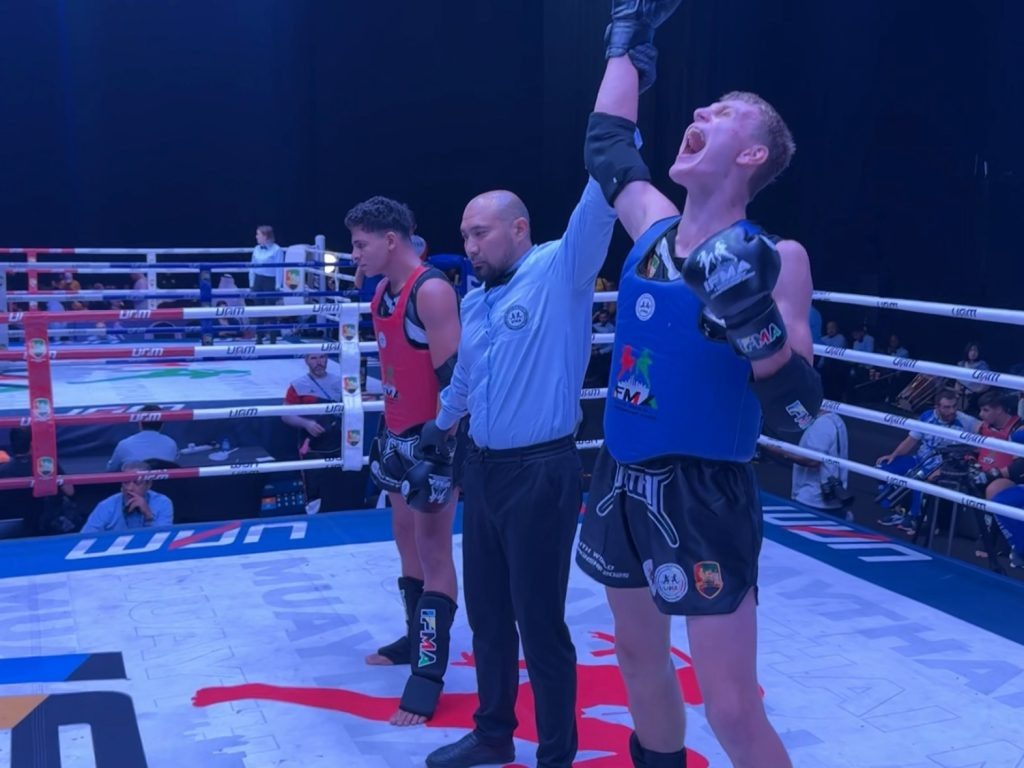    Фото :В. Лапаух Остап Мусаев