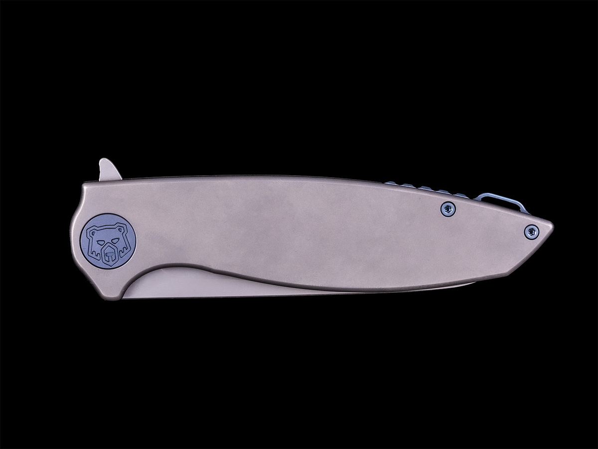 Нож "Ирис" в сложенном состоянии - бутон цветка