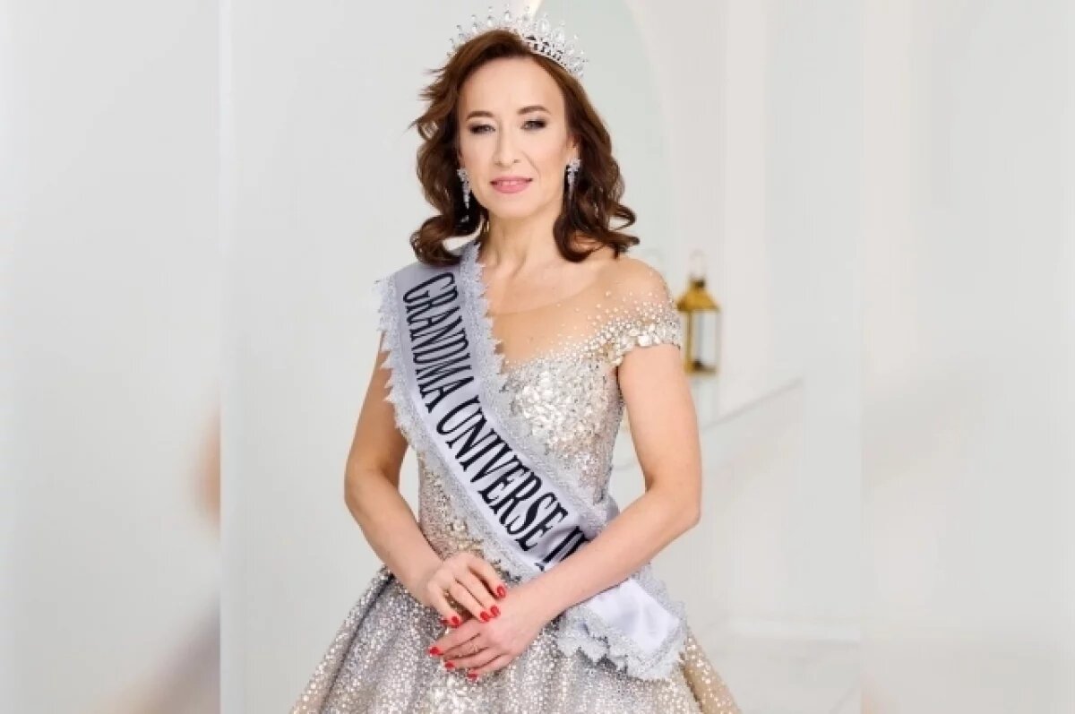    Алёна Сибиева – обладатель чёрного пояса ояма-каратэ и кобудо.