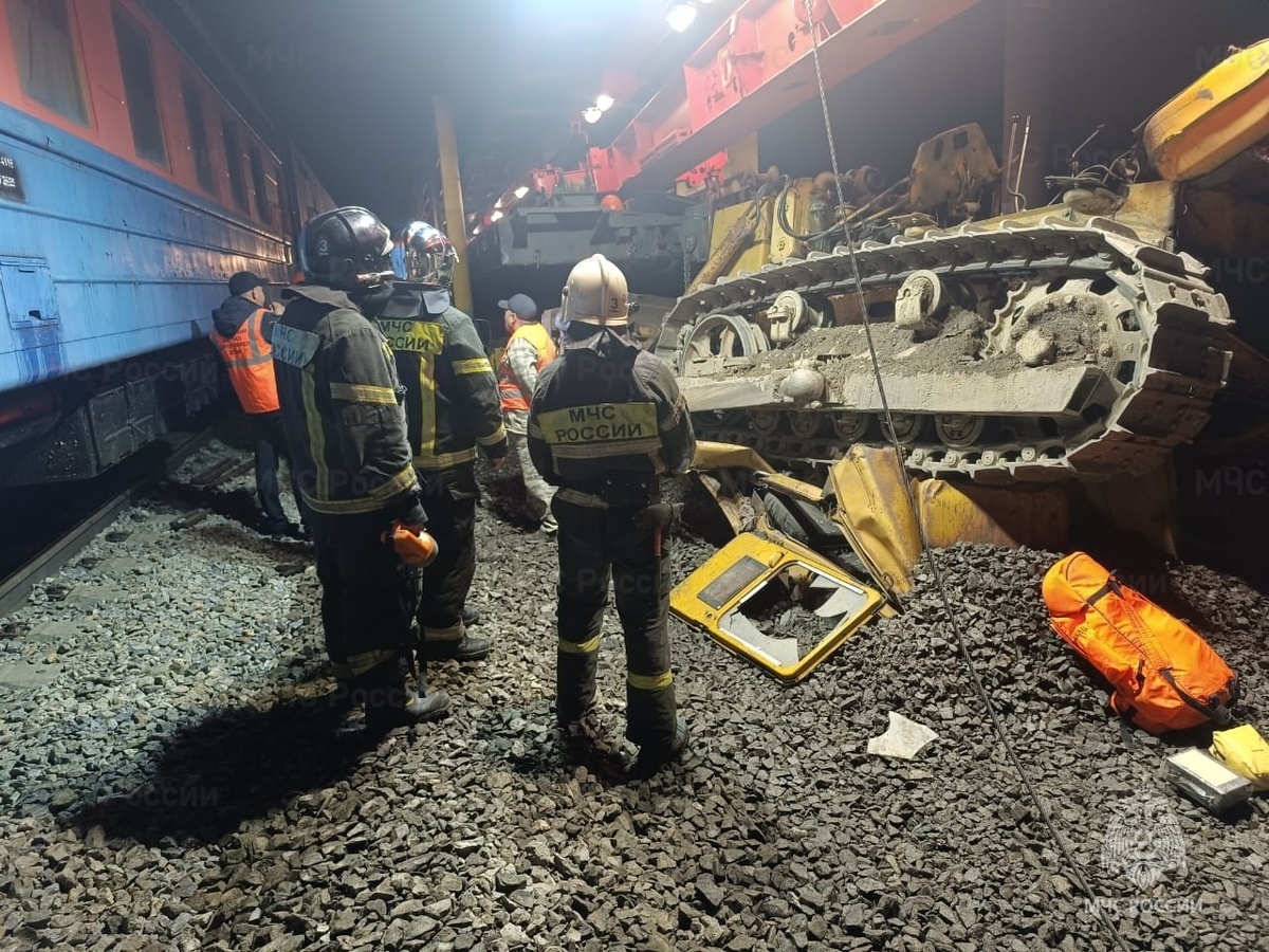 Последствия аварии  на ж.д.  фото: картинки яндекс.