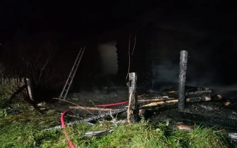    Дом сгорел ночью в Игринском районе