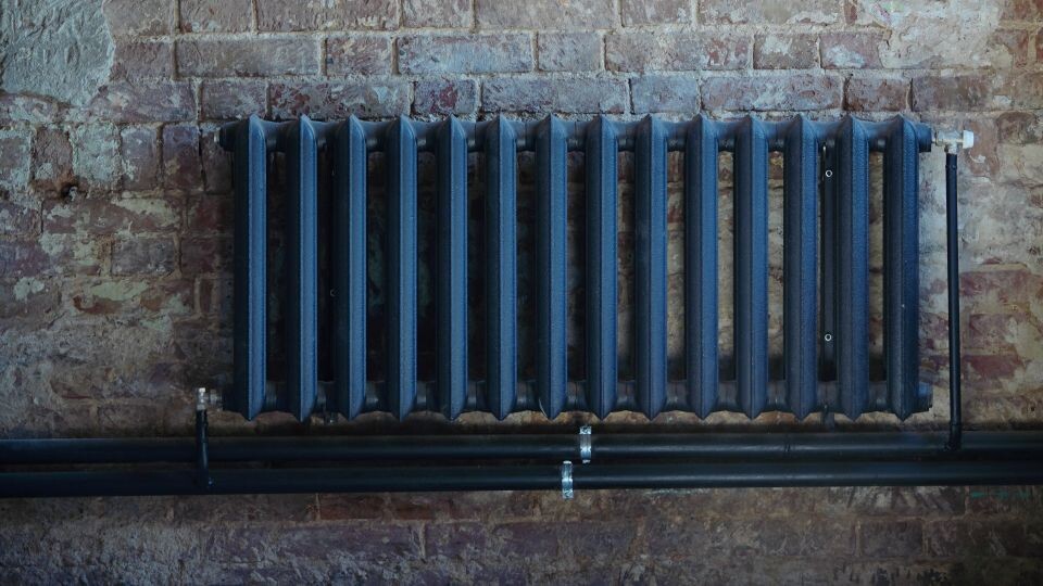    Отопление. Батарея. Источник: Олег Укладов