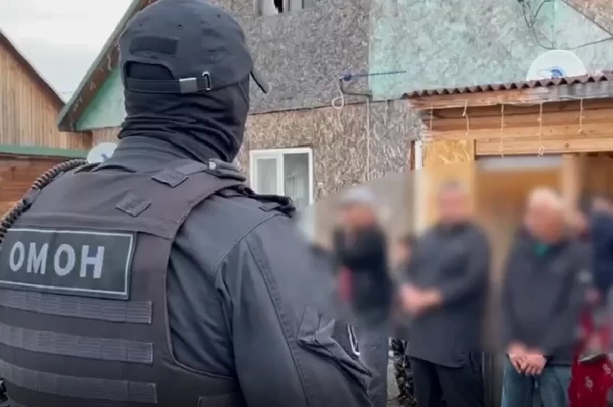    Более 30 человек доставили в полицию из цыганского посёлка под Челябинском