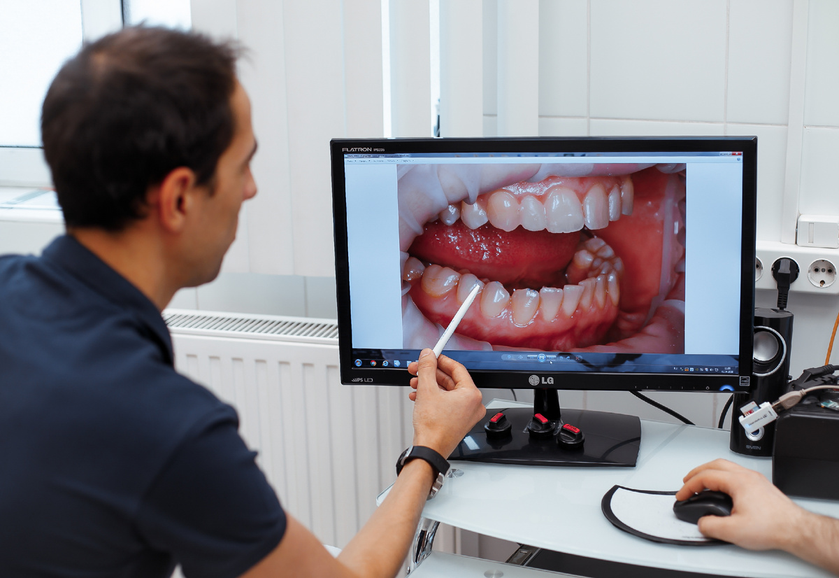 Фотография взята с сайта стоматологии Дмитрович Фэмили https://www.dmitrovich.ru/