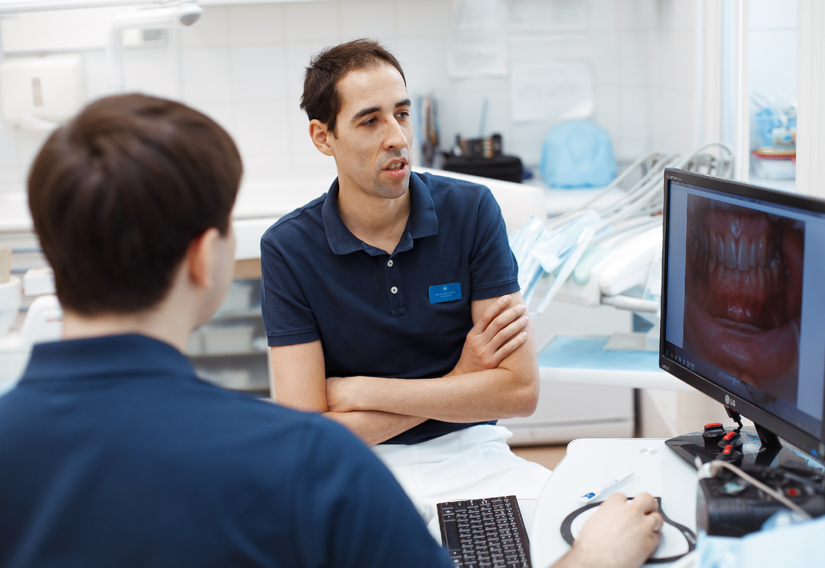 Фотография взята с сайта стоматологии Дмитрович Фэмили https://www.dmitrovich.ru/