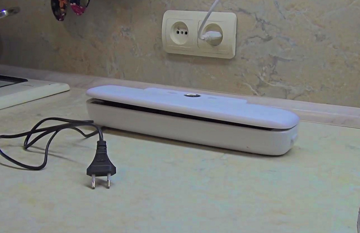 Наш самый простой вакууматор