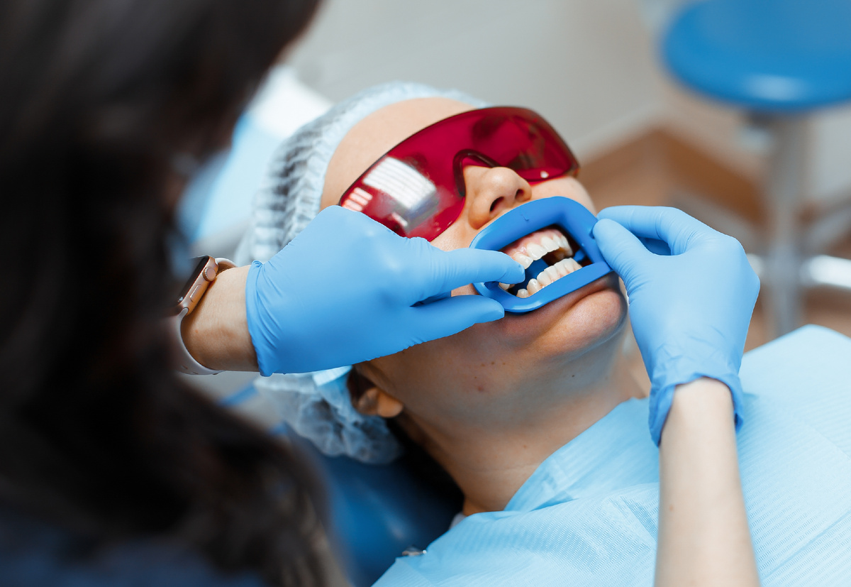 Фотография взята с сайта стоматологии Дмитрович Фэмили https://www.dmitrovich.ru/