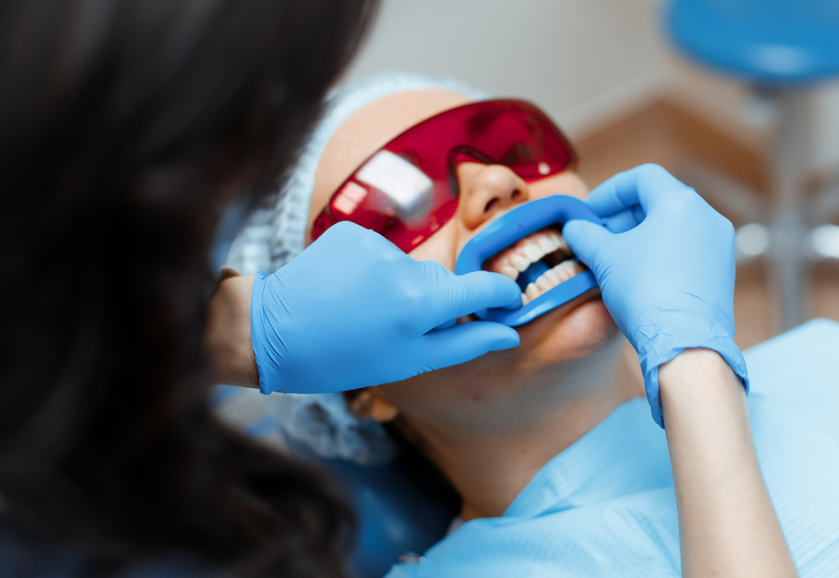 Фотография взята с сайта стоматологии Дмитрович Фэмили https://www.dmitrovich.ru/