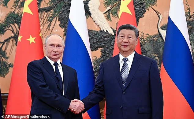 «Если председатель КНР Си Цзиньпин захочет напасть на Тайвань, он сначала обязательно позвонит своему младшему партнеру по всем этим вопросам, Владимиру Владимировичу Путину», — заявил Марк Рютте.