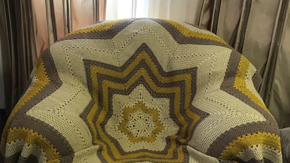 КОГДА Я ЕГО УВИДЕЛА, ТУТ ЖЕ ВЛЮБИЛАСЬ