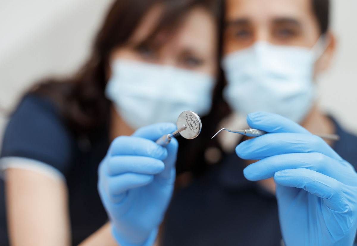 Фотография взята с сайта стоматологии Дмитрович Фэмили https://www.dmitrovich.ru/