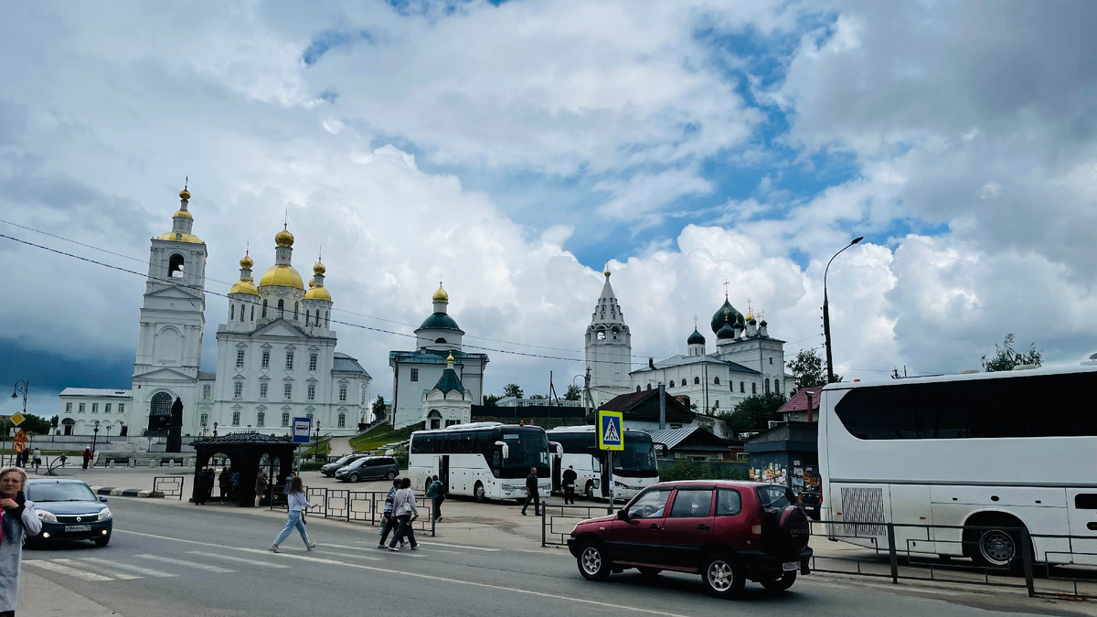 Арзамас. Храм Благовещения Пресвятой Богородицы и церкви Спасо-Преображенского мужского монастыря. Фото Natalya Dolidenok