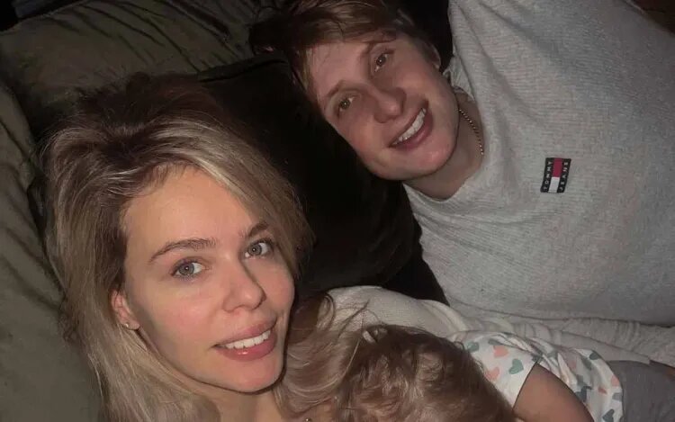    Источник фото: Социальные сети Анны Погорилой