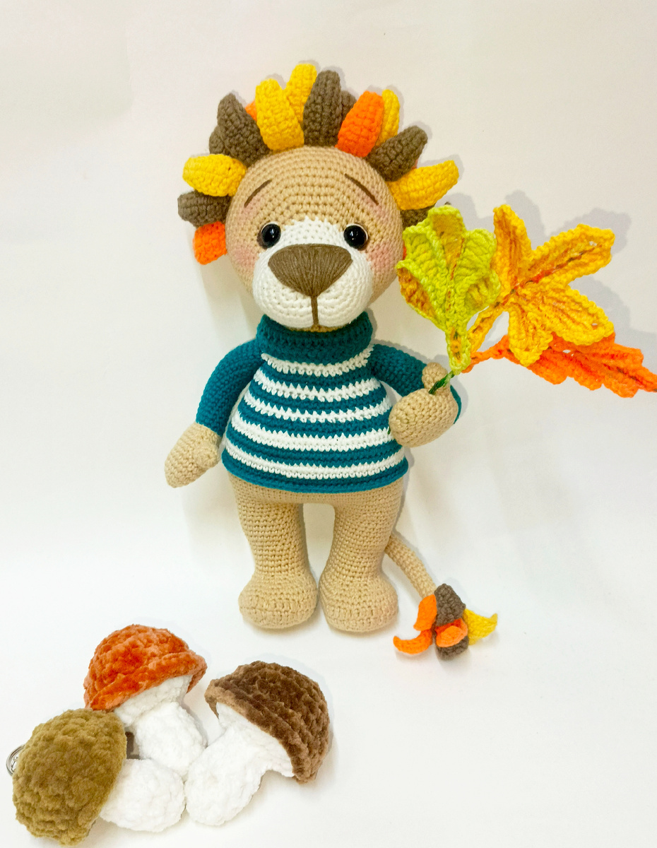 Работа выполнена крючком по мк "Лев Ален" от vermatoys