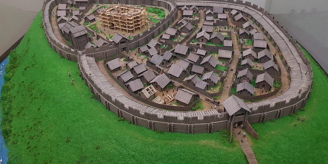 Макет Городенского детинца XII века.