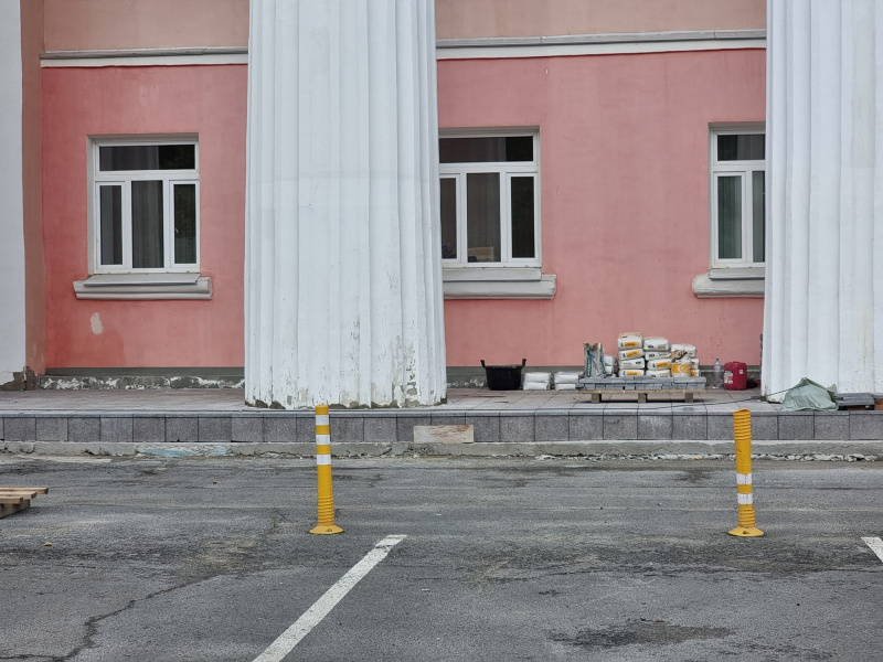    Обновленный за 86,5 млн рублей Дом офицеров в Петрозаводске начал разрушатьсяИрина Яковлева