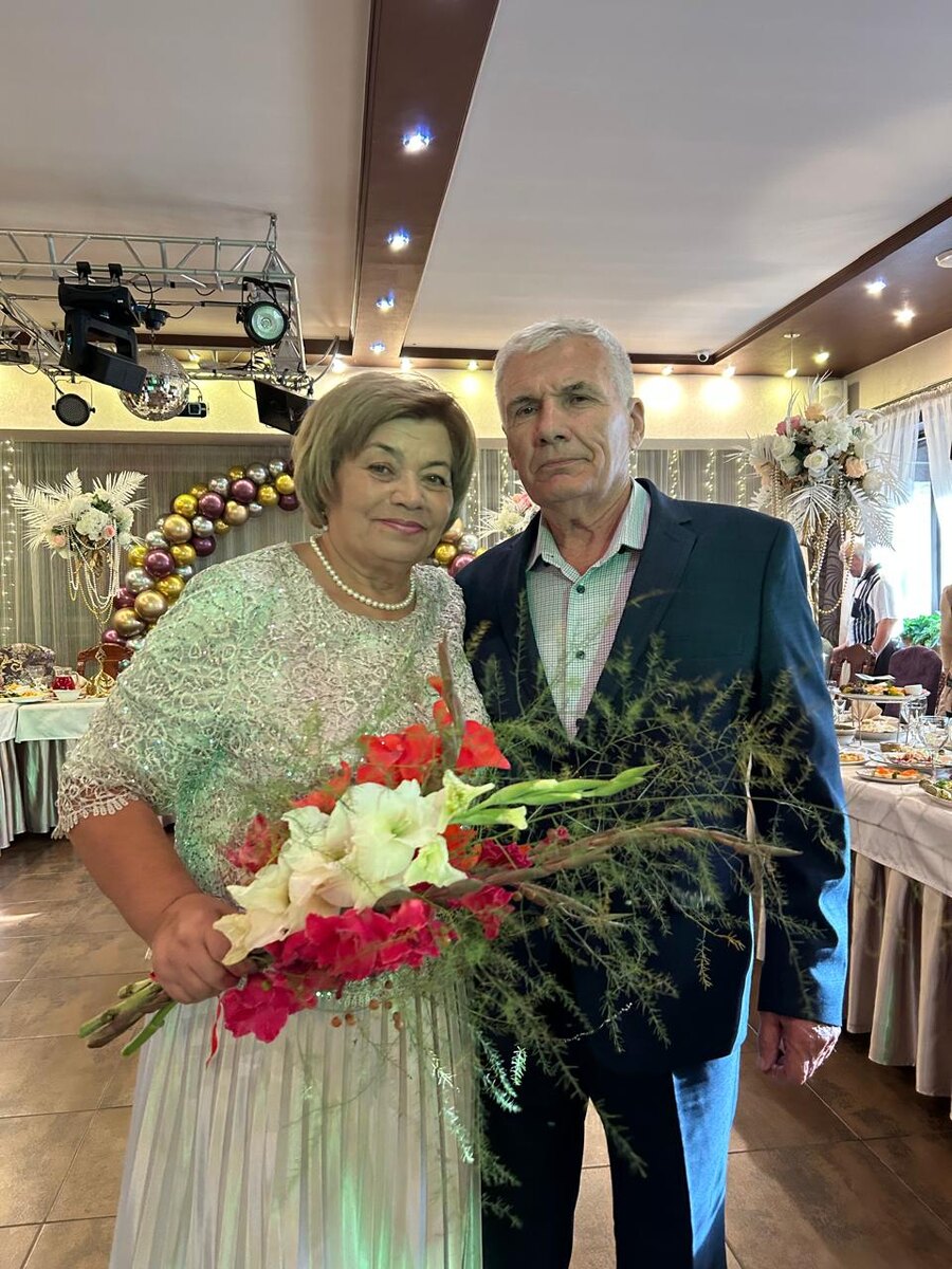 Валентина Табжибаевна и Николай Петрович Королевы