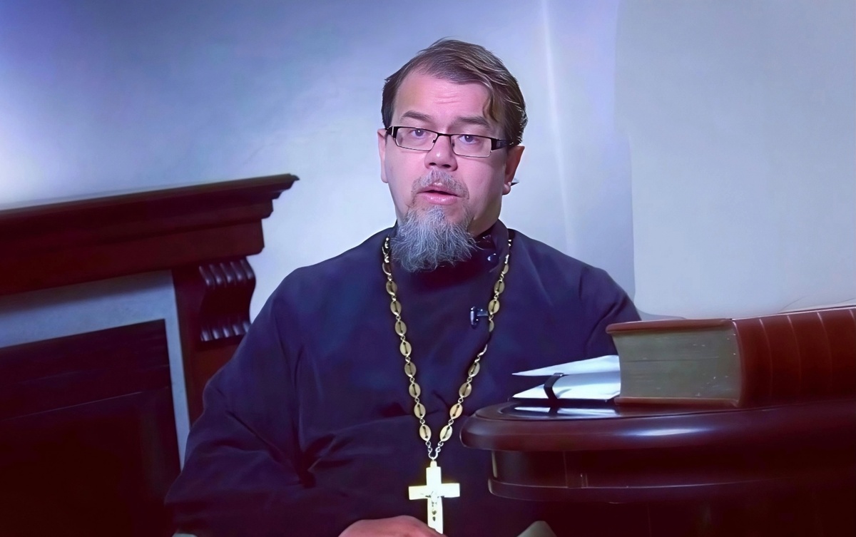 Константин Корепанов — иерей, богослов, преподаватель, проректор по учебной работе Екатеринбургской духовной семинарии.