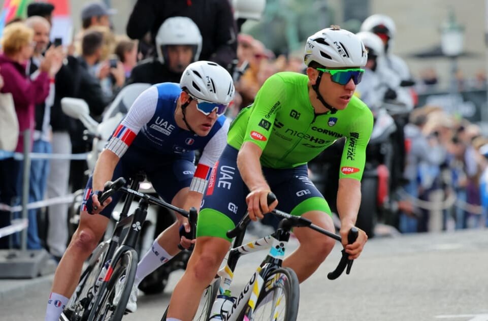 Фото: REUTERS/Denis Balibouse