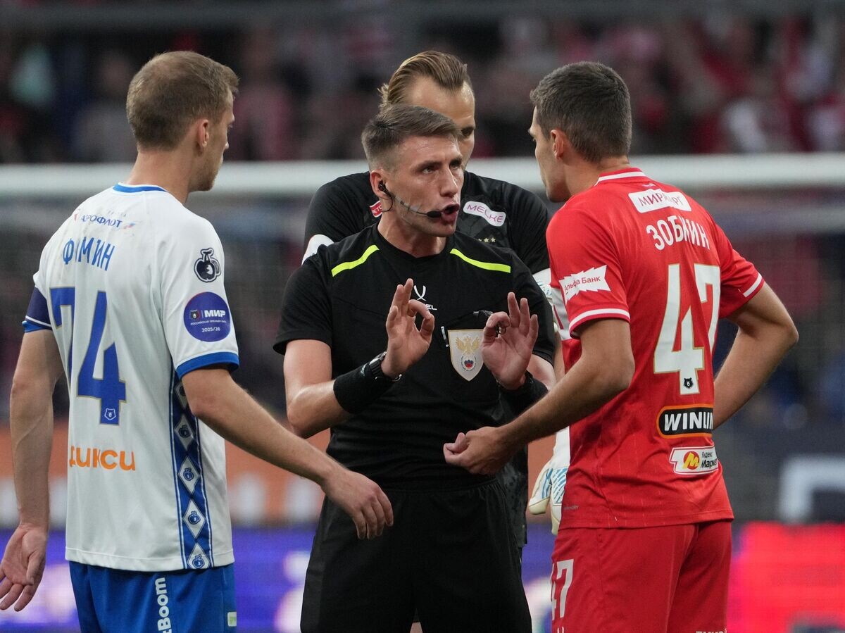    Футбол. РПЛ. Матч "Динамо" (Москва) - "Спартак" (Москва)© РИА Новости / Александр Вильф