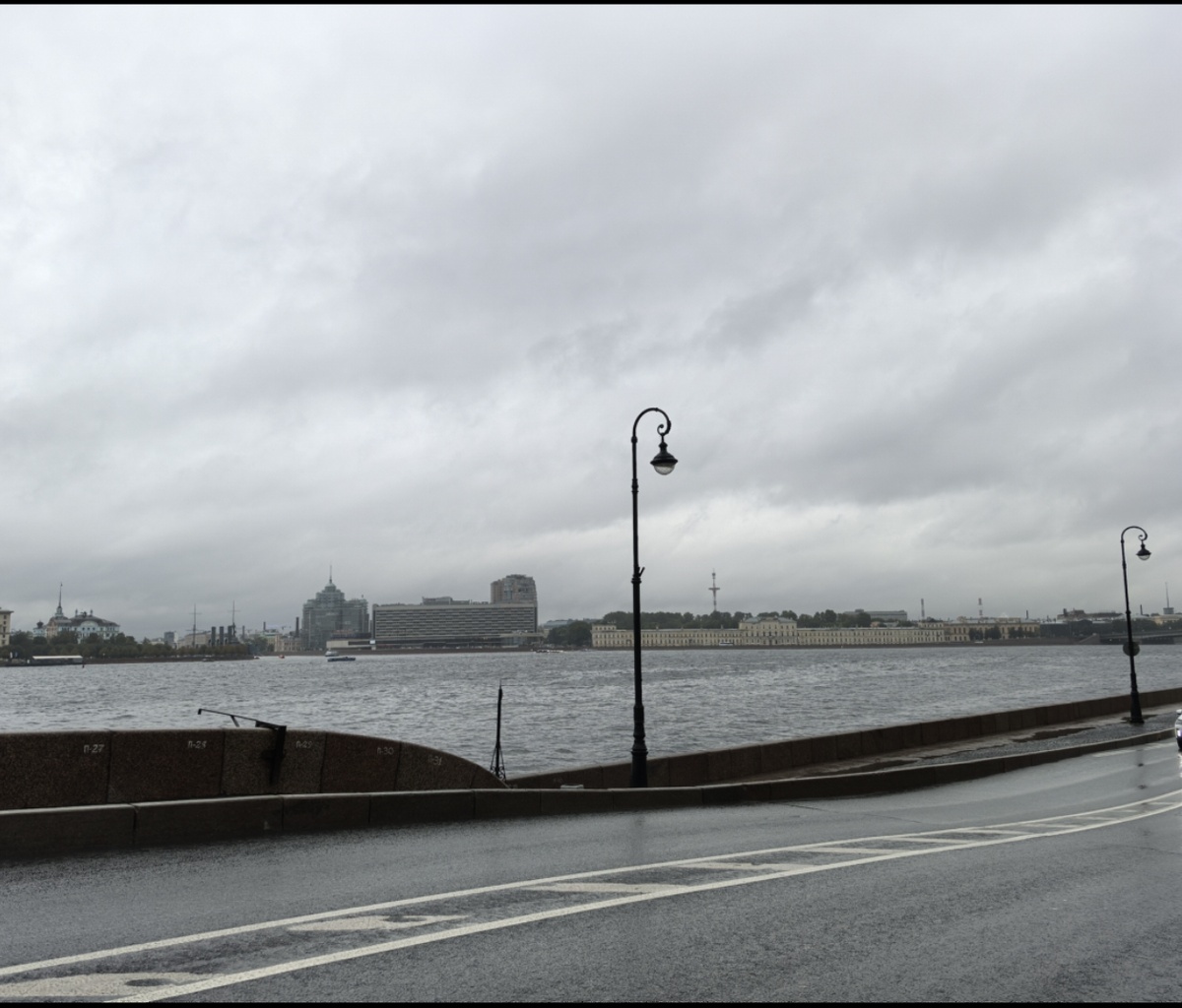 Один из горбатых мостов - великолепное место для ваяния нетленки! 