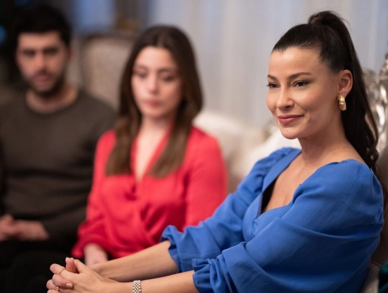 Кадр из сериала "Клюквенный щербет"