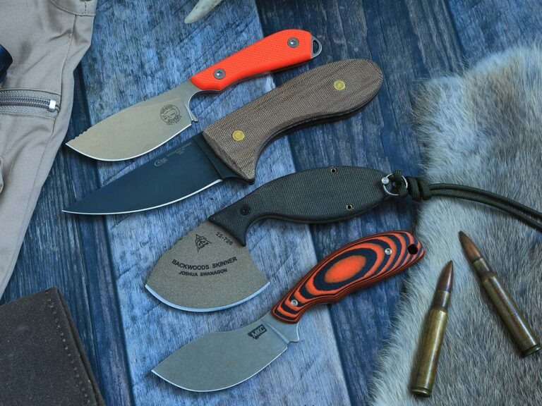 Все ножи , сверху вниз: White River Knife & Tool Model 1 Skinner, W.R. Case & Sons Laramy Miller Sasquatch Skinner, TOPS Knives Backwoods Skinner и Montana Knife Co. Packout Skinner.